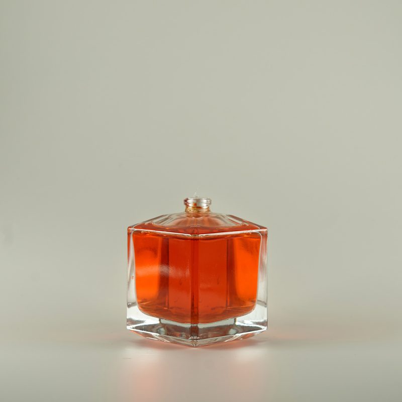 شیشه عطر 100 میلی لیتر باکارت کد 128700026002