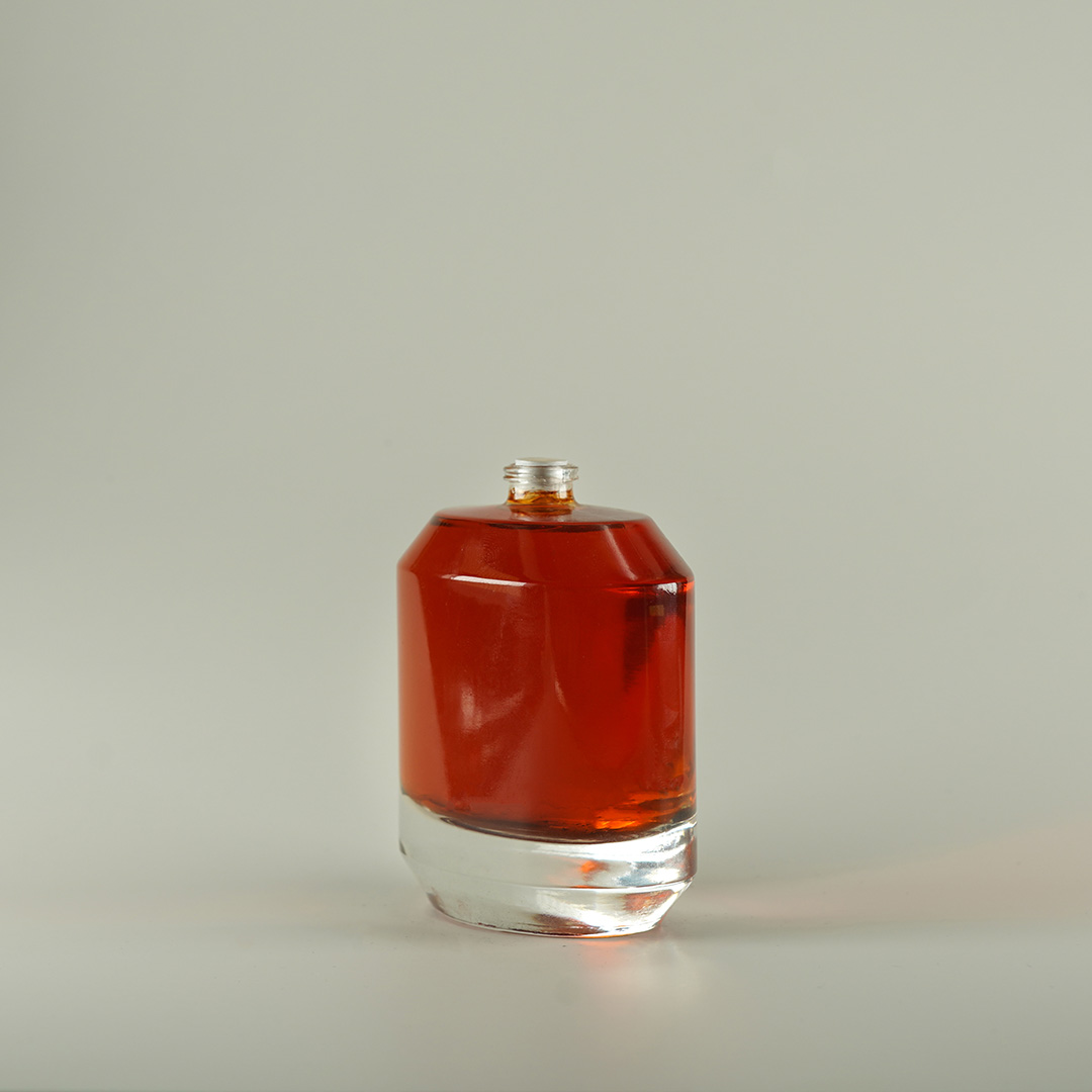 شیشه عطر 100 میلی لیتر MTA کد 128700044002