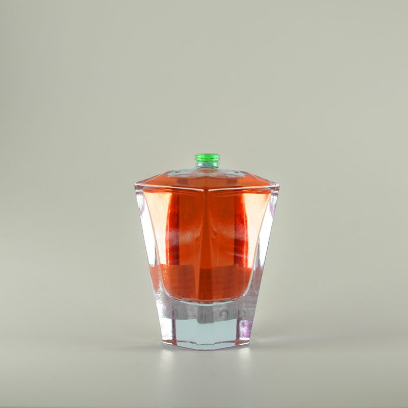 شیشه عطر 100 میلی لیتر DRV کد 128700059002