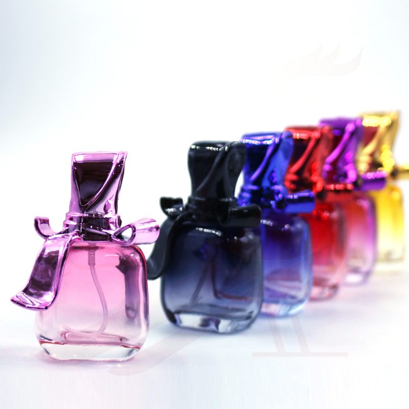 شیشه عطر 15 میلی لیتر ریچی کد 084777043019